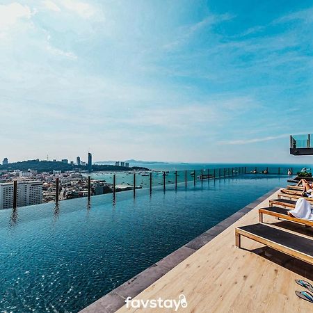 Favstay - The Base Central Паттая Екстер'єр фото